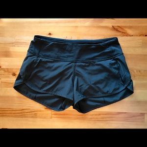 Lulu lemon work out shorts